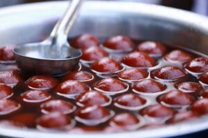 bread gulab jamun